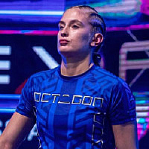 Александра Савичева