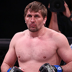 Виталий Минаков